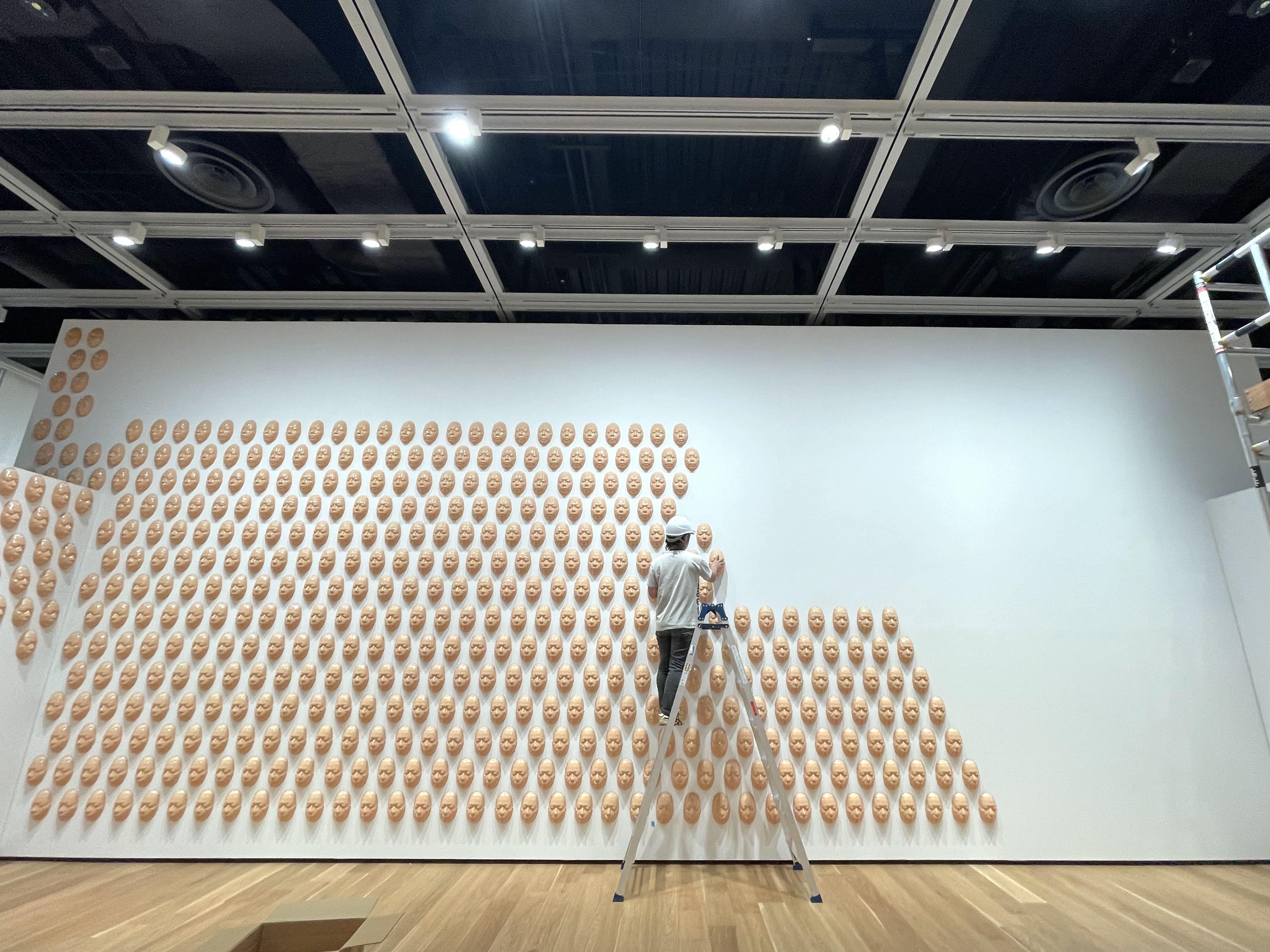 八戸市美術館連携〉八戸市美術館展覧会「美しいHUG！」タノタイガさん