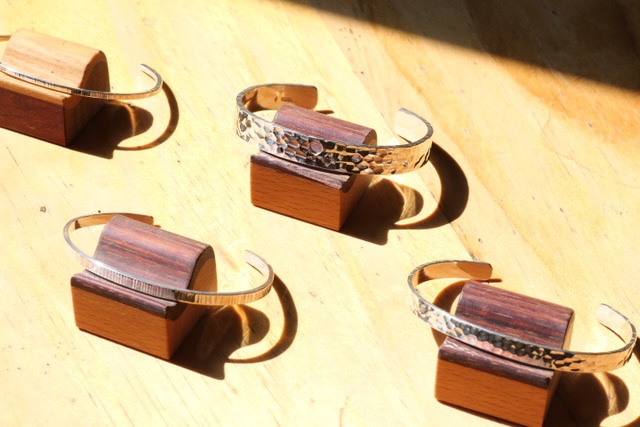 デザイン工房エッセ