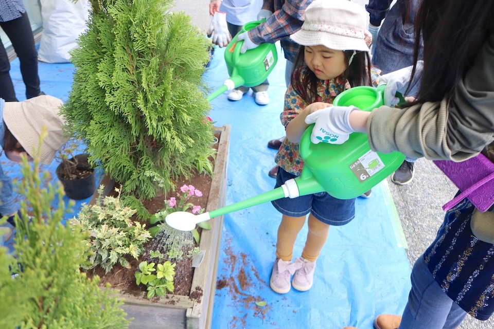 画像：寄せ植えの様子